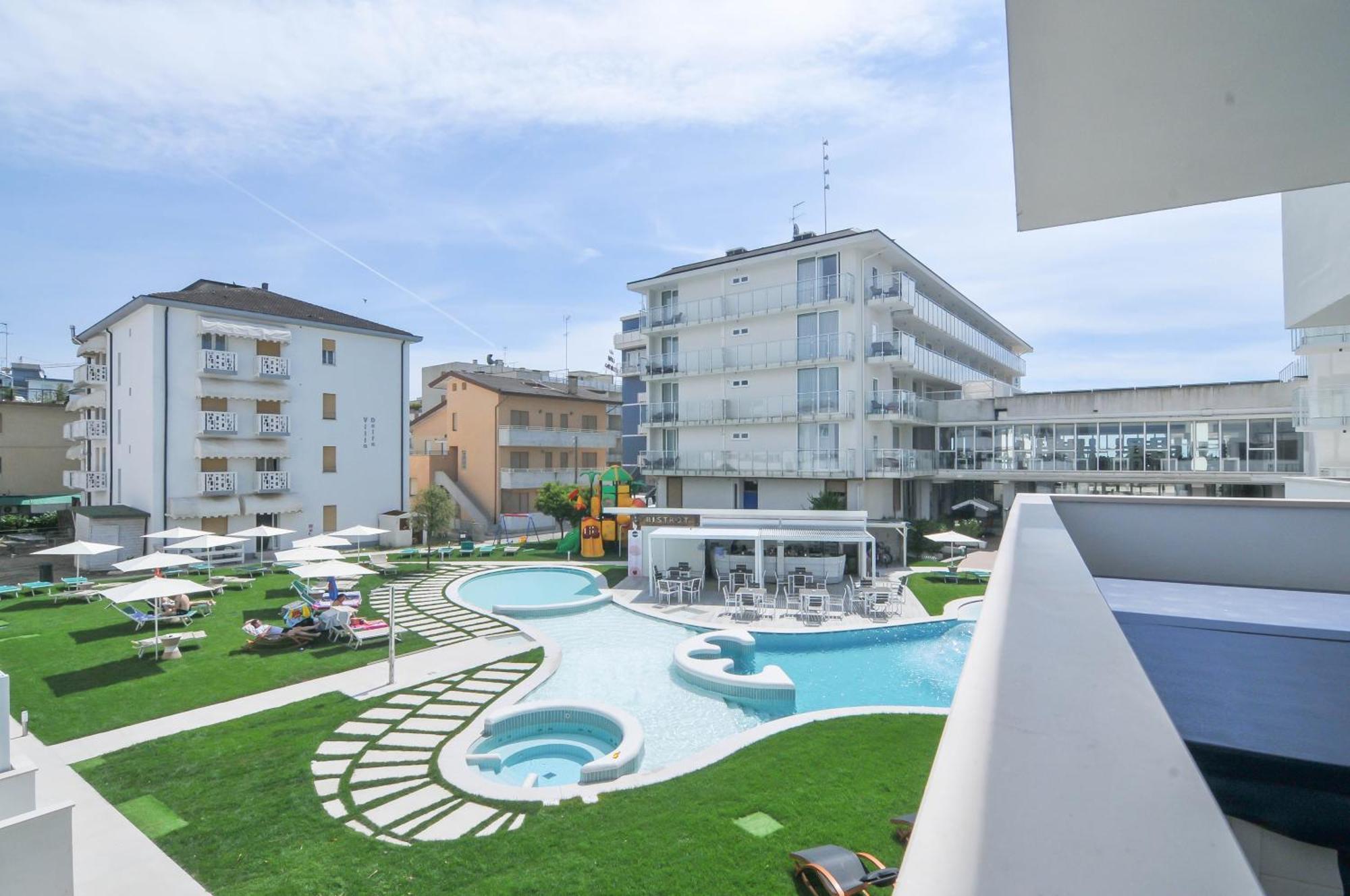 Marina Junior Suite 4 Stelle S Caorle Zewnętrze zdjęcie